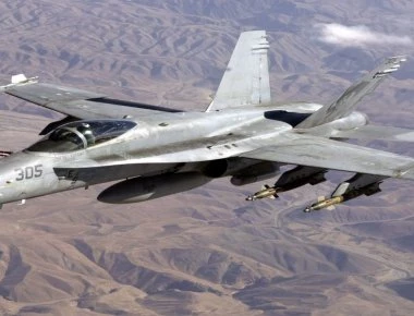 ΗΠΑ: Συντριβή μαχητικού αεροσκάφους F/A-18F – Νεκροί και οι δύο χειριστές (φωτό)